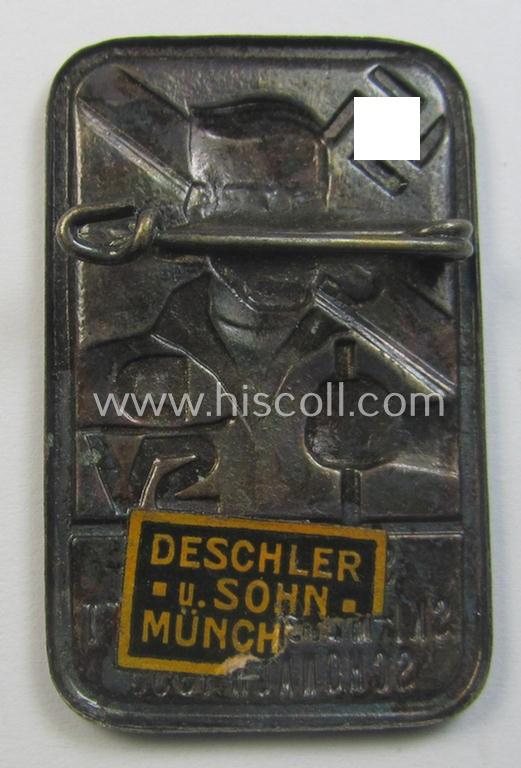 Attractive, silverish-toned: 'Deutscher Ski Verband'- (ie. 'D.S.V.'-) related day-badge (ie. 'tinnie' or: 'Veranstaltungsabzeichen') as was issued to commemorate the: 'D.S.V. Schwarzwald-Ski-Meisterschaft - Schonach - 1935'