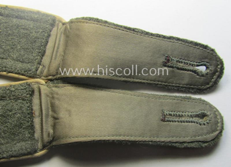 Pair of WH (Heeres), early- (ie. mid-) war-period- (ie. 'M40- o. M43'-) pattern NCO-type shoulderstraps as piped in the white-coloured branchcolour as was intended for an: 'Uffz. eines Infanterie-Rgts.'