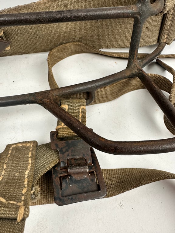 German 'Tragegestell M43'