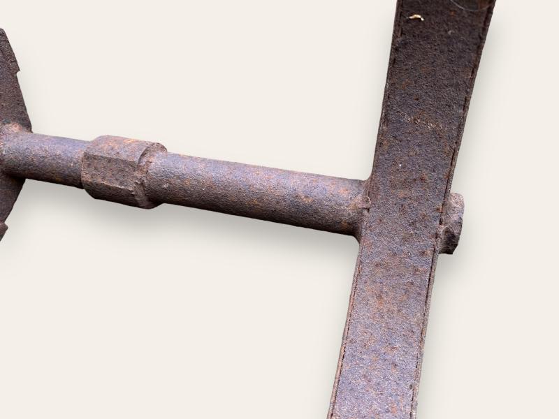 British WW2 Dropping Container Metal Clamp