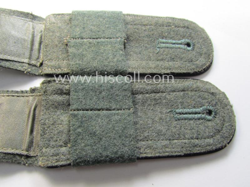 Pair of early- (ie. mid-war-) period WH (Heeres), 'M40'- (ie. 'M43-) pattern 'cyphered' NCO-type shoulderstraps (with 'Überschuben'!): 'Uffz. u. Mitglied des Festungsbau-Batallions 82'
