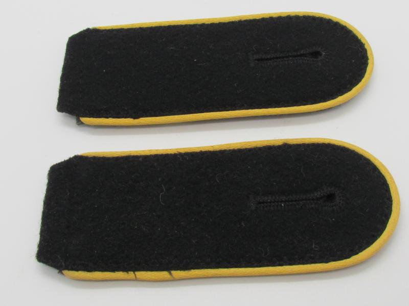 Waffen SS Reconnaissance (Aufklärung) Shoulder Boards