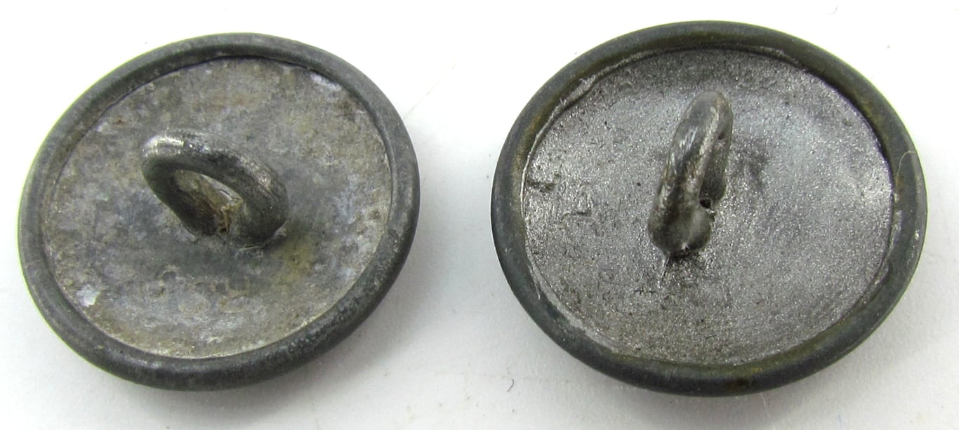 2x Wehrmacht 18 mm Uniform Button