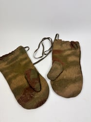 WW2 German winter gloves Sumpf/splinter