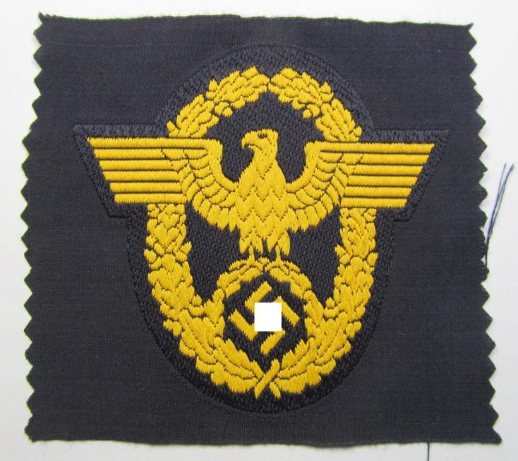 Golden-yellow-toned- and/or neatly 'BeVo'-woven arm-eagle (ie. 'Wasserschützpolizei-Ärmeladler') as was intended for usage on the various, darker-blue-coloured: 'Wasserschützpolizei'-tunics