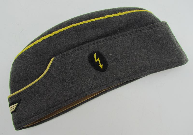 Wehrmacht Female ( Helferin ) Signal Auxiliaries Overseas Cap