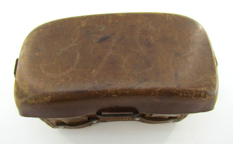 Wehrmacht ‘Sanitäter’ medic pouch by dny 1942