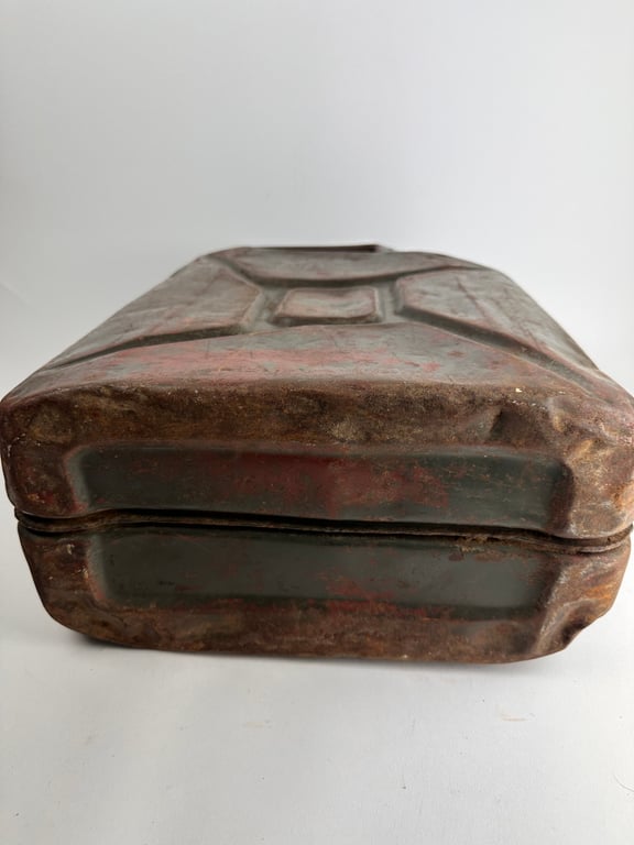 WW2 German ss jerrycan "Sandrik"