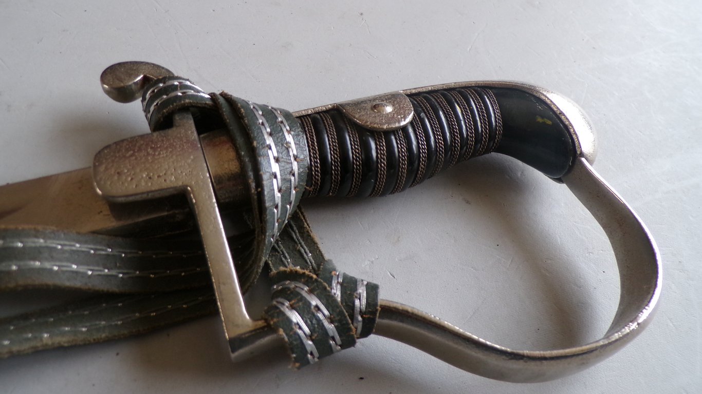 Einheitssäbel fur Mannschaften by W.K.C