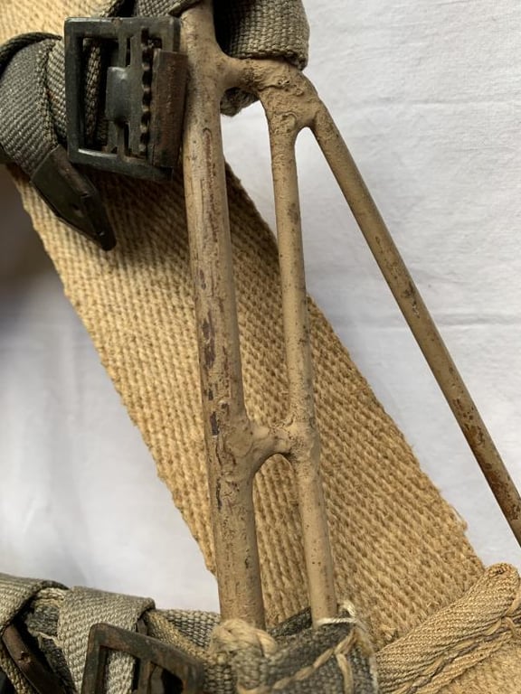 German Late-War 'Tragegestell' -1944-