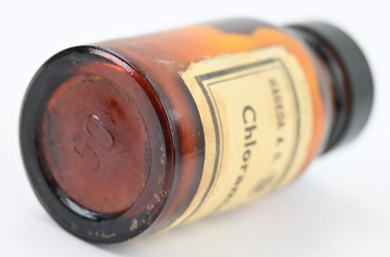German Third Reich Period Medic Bottle of Chloraminpuder
