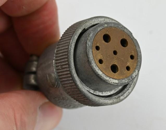 US WW2 Cannon Marked Plug Set