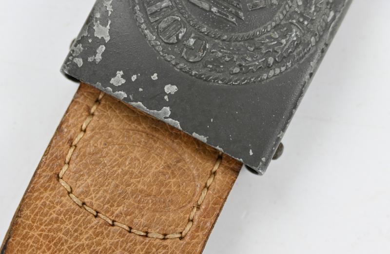 German WH Beltbuckle with Leather Tab 'GB'