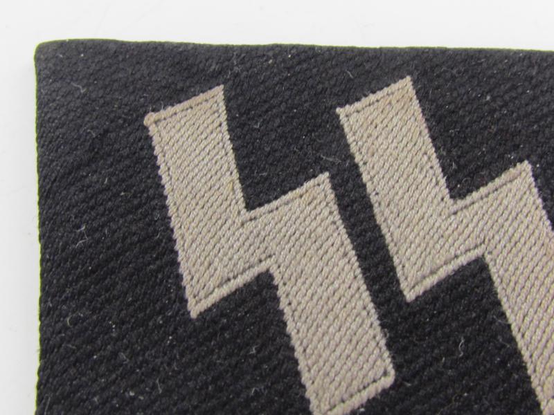 Waffen-SS ‘BeVo’ collar tab