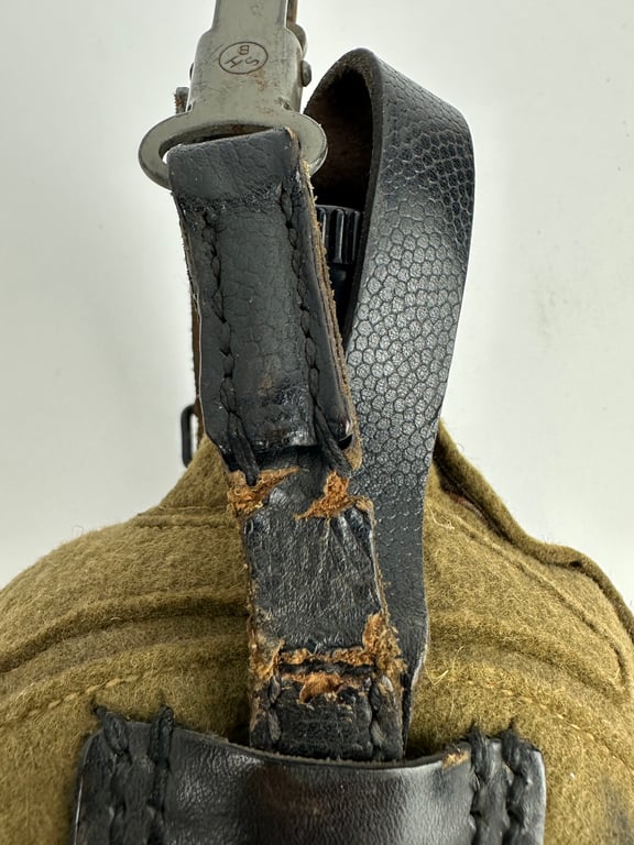 "CFL41" medic canteen