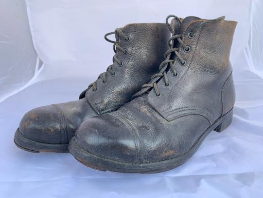 British Ammo Boots size 10 -1943-