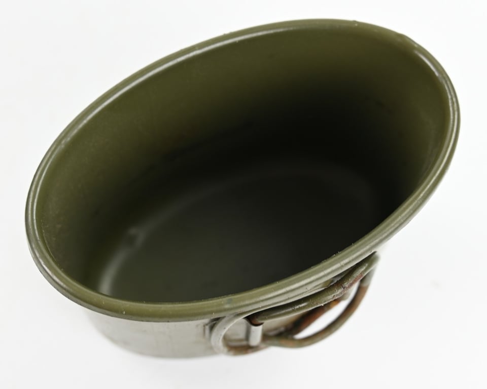 German WH M43 Canteen