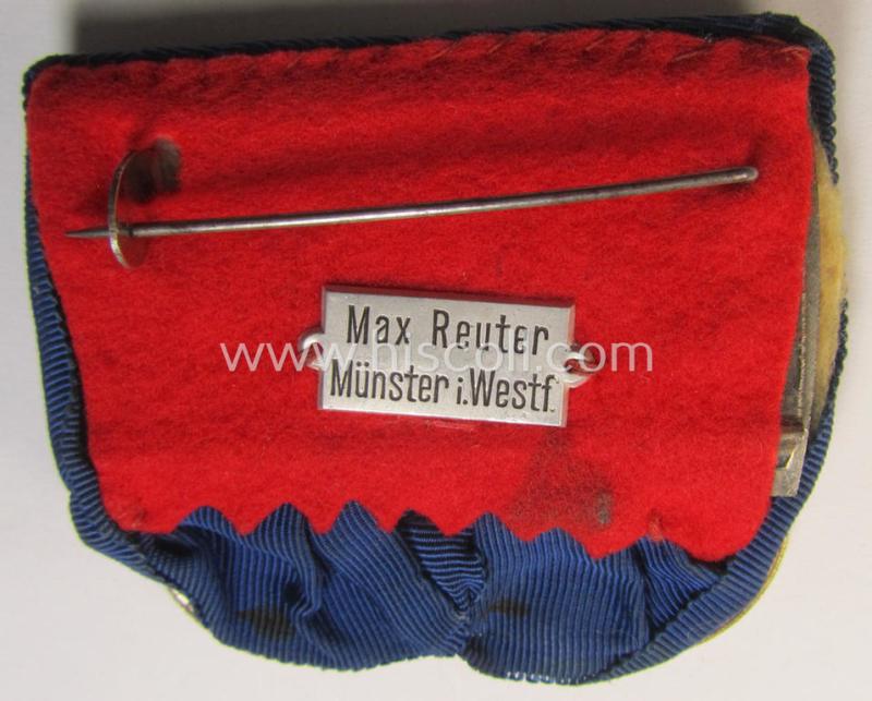 Attractive, two-pieced medal-bar (ie. 'Spange') showing two: WH (Luftwaffe) so-called: 'Dienstauszeichnungen für 4 u. 12 Jahre Treue Dienste' that both come period-mounted as a so-called: 'Doppelspange'