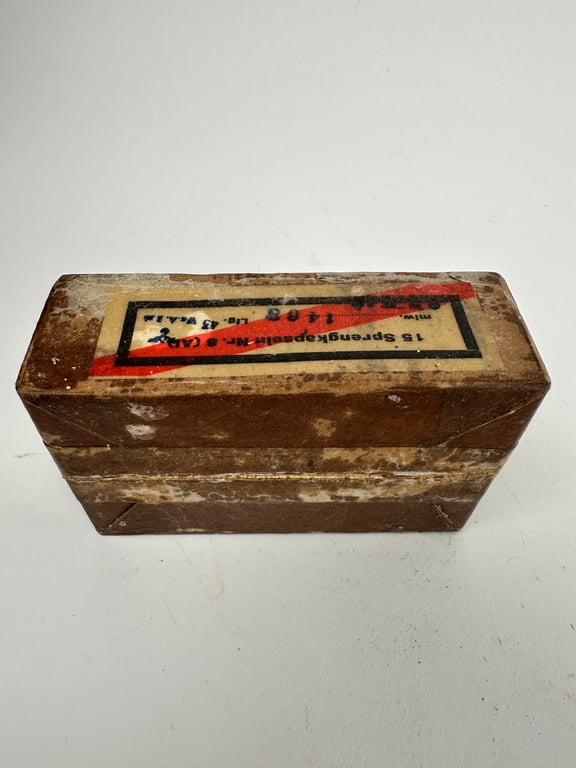 BOX 15 SPRENGKAPSELN