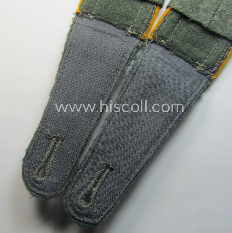 Pair of early- (ie. mid-) war-period WH (Heeres), 'M41'- (ie. 'M43-) pattern 'cyphered' NCO-type shoulderstraps (with 'Überschuben'!): 'Uffz. u. Mitglied des Kavallerie-Aufklärungs-Abts. 36'