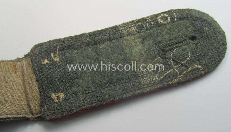 Single, mid- (ie. early-) war-period, WH (Heeres) so-called: 'M40 o. M43'-pattern NCO-type shoulderstrap as was intended for - and worn by! - an: 'Unterwachtmeister eines (Sturm)Artillerie-Rgts.'
