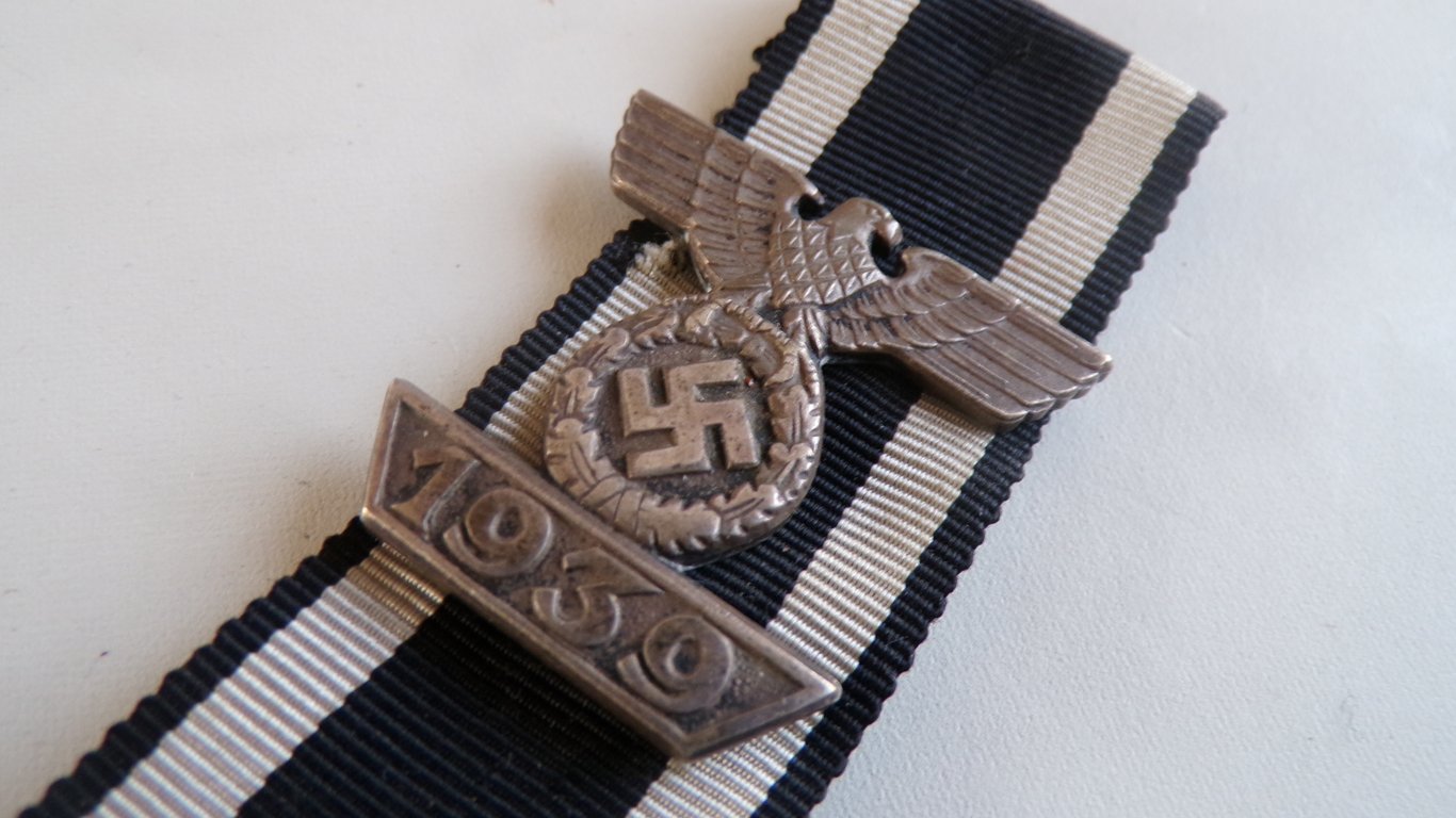 1939 Clasp to the 1914 Iron Cross 2nd Class