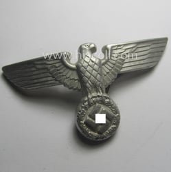 Bright silver-toned- and/or: aluminium-based - (political-styled) visor- (ie....