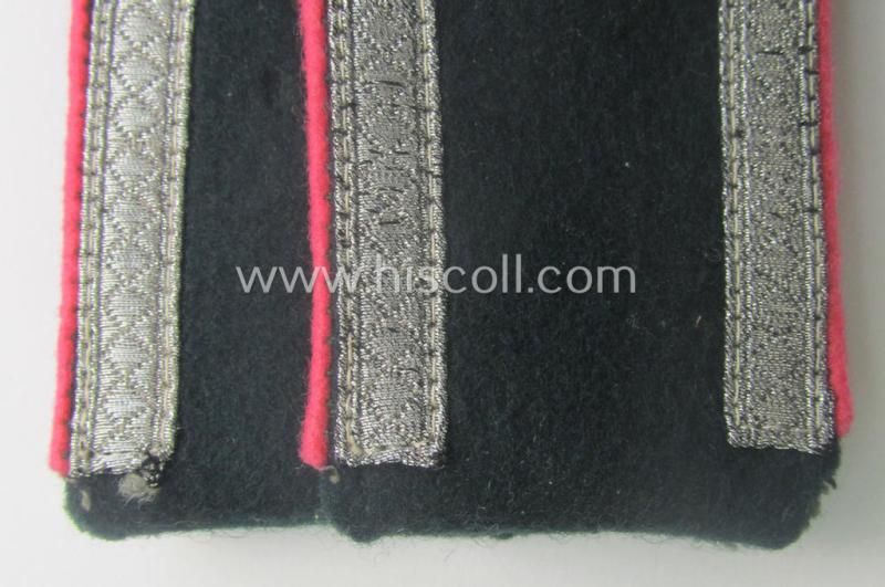 Pair of WH (Heeres), early-war period- (ie. 'M36'- ie. 'M40'-pattern and/or rounded-style) NCO-type shoulderstraps: 'Uffz. eines Panzer- o. Panzerjäger-Rgts. o. Abts.'