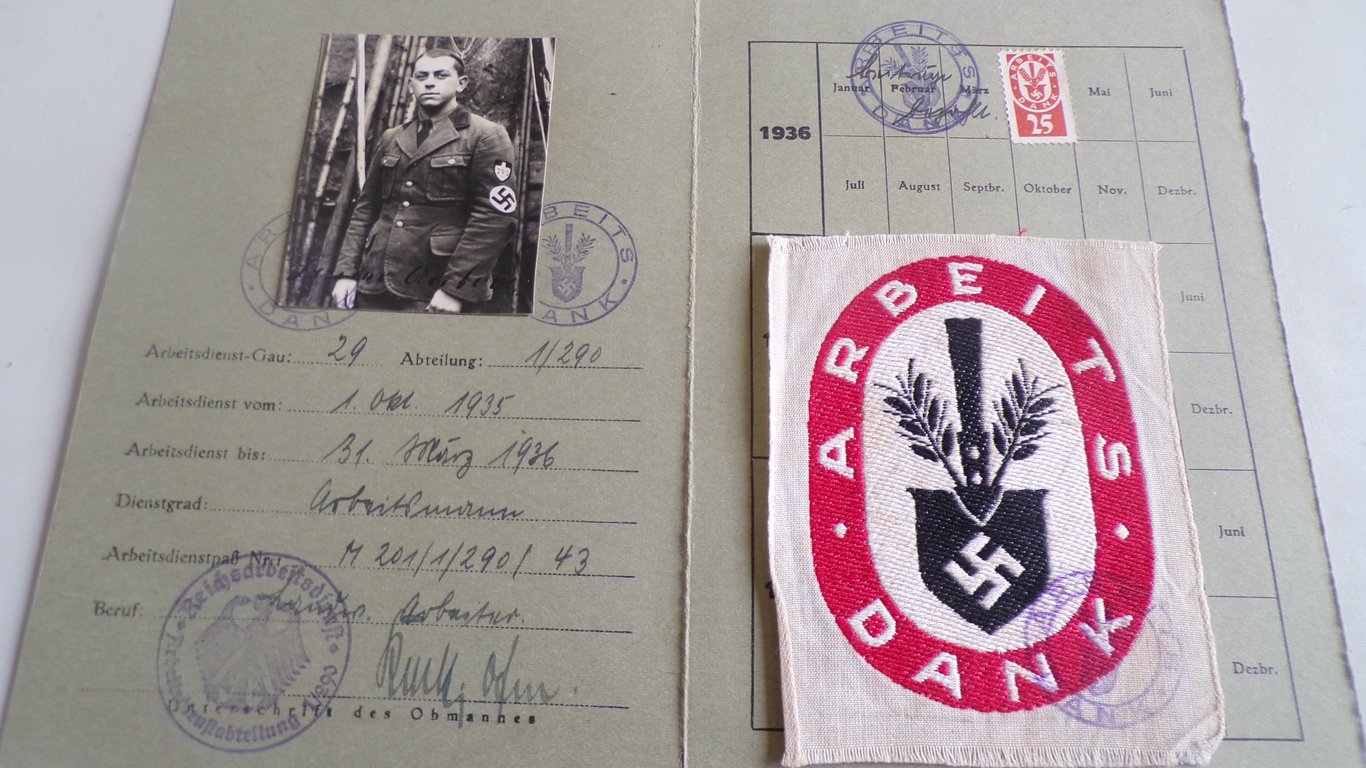 Large grouping of a Obergefr. 5.Inf Rgt 41 mot 1/3