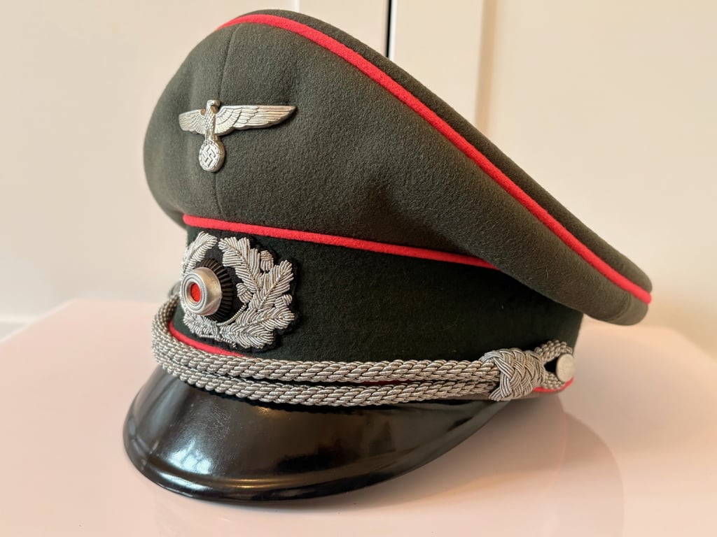WWII THIRD REICH PANZER OFFICERS VISOR CAP BERLIN GERMANY