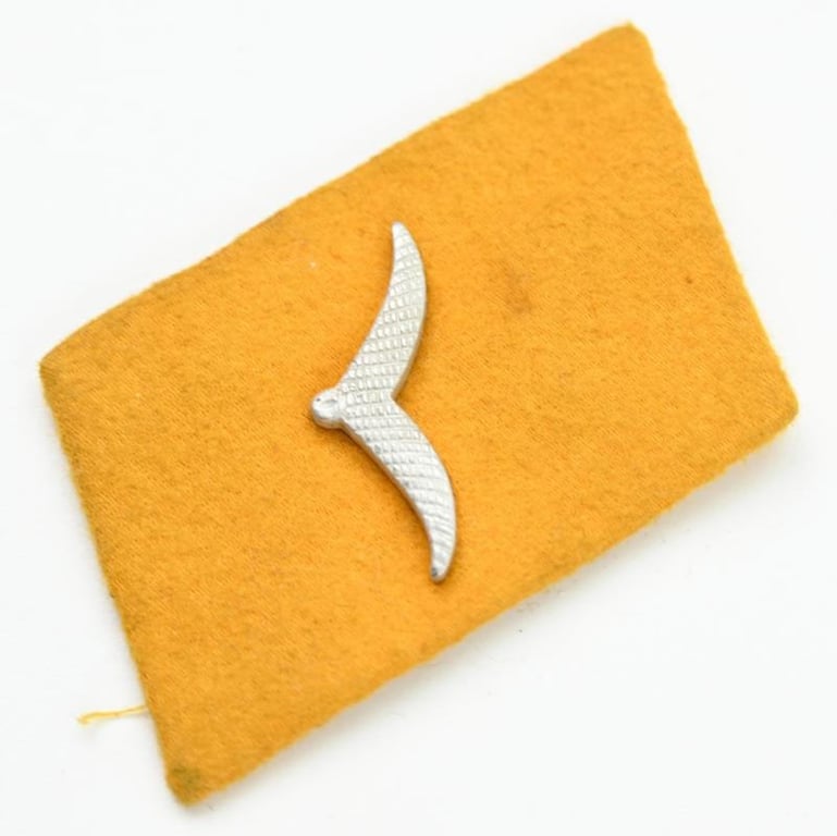 German LW Single Collar Tab