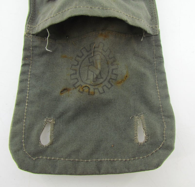 Shelter Quarter Equipment (Zeltbahn Ausrüstung) Pouch with "Teno" Stamp