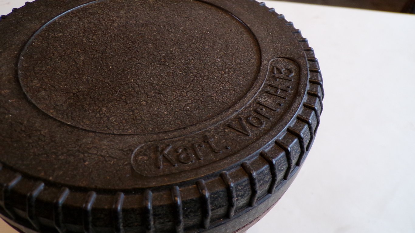 Bakelite Container for the 15CM Howitzer