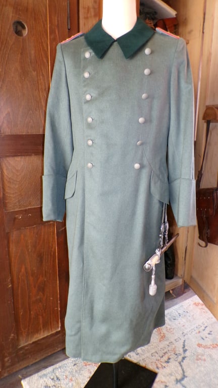 M36 Officers Greatcoat Hauptmann Beobachtungsabteilung