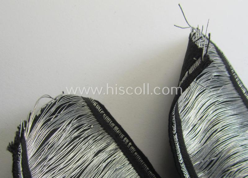 Superb - and actually truly rarely encountered! - example of an officers'-pattern cuff-title (ie. 'Ärmelstreifen für Führer') entitled: 'Technische Nothilfe' (= 'TeNo') being an example as was woven in the neat 'BeVo-flat-wire'-weave pattern