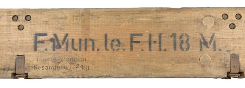 German WH Arillery Ammunition Box 'Le FH 18'