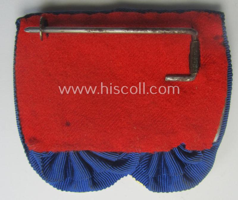 2-pieced medal-bar (ie. 'Spange') showing two: WH (Heeres o. Kriegsmarine) so-called: 'Dienstauszeichnungen für 4 u. 12 Jahre Treue Dienste' that both come period-mounted as a so-called: 'Doppelspange'