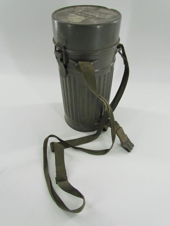 AUER German Luftschutz gasmask set..... Almost Mint