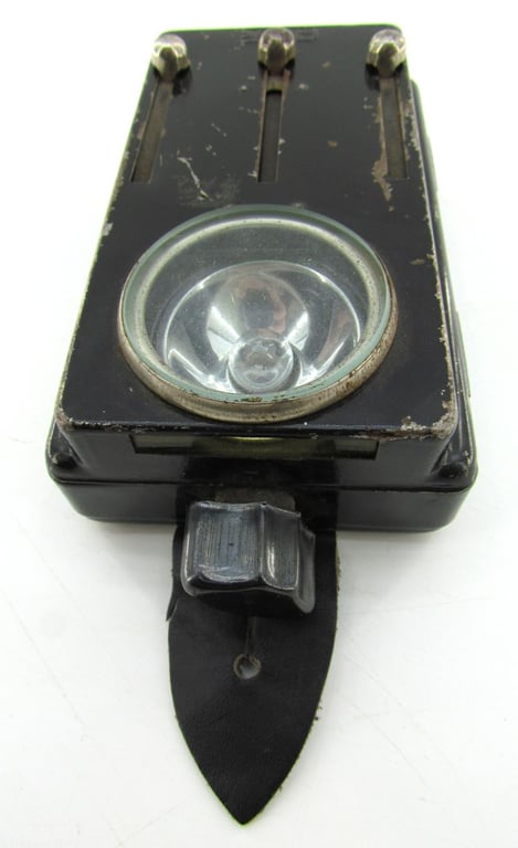Wehrmacht flashlight by Artas