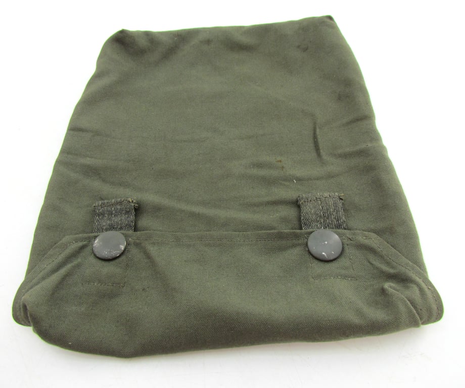 Late war Wehrmacht Gasplane (Gascape) Pouch