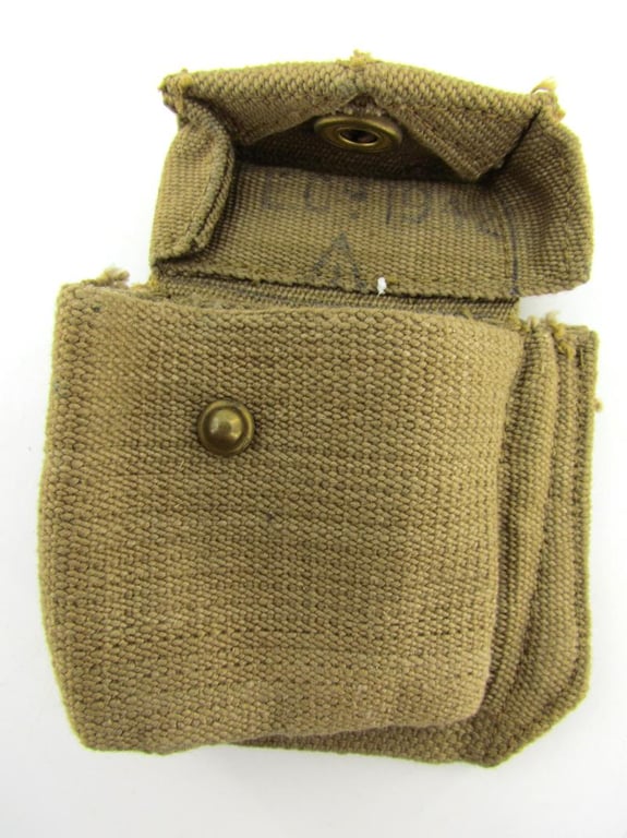 British WWII Revolver Ammo Pouch