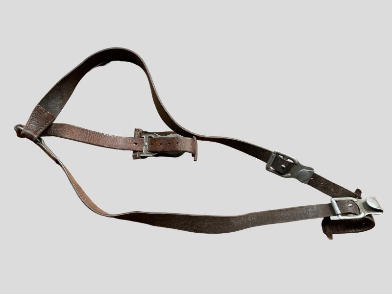 Luftwaffe Leather Y-straps