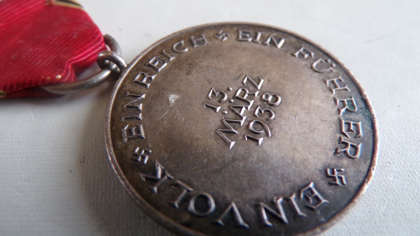 Ostmark Medaille 13 March 1938