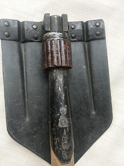 German Folding Shovel with Carrying Case, 1st Model