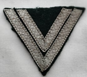 WH (Heeres) 'Armwinkel' (or: arm-chevron) as executed on...