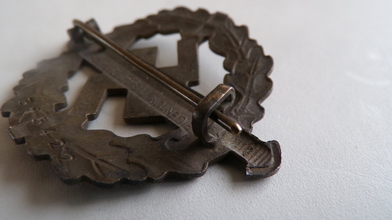 SA Sports Badge in Bronze 2nd Model 1935-1938