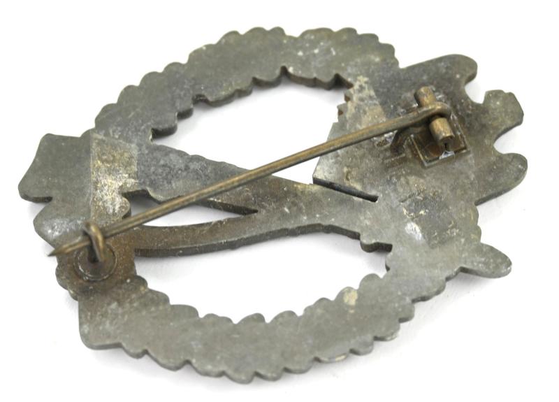 German Infantry Assault Badge in SIlver 'W.Hobacher'