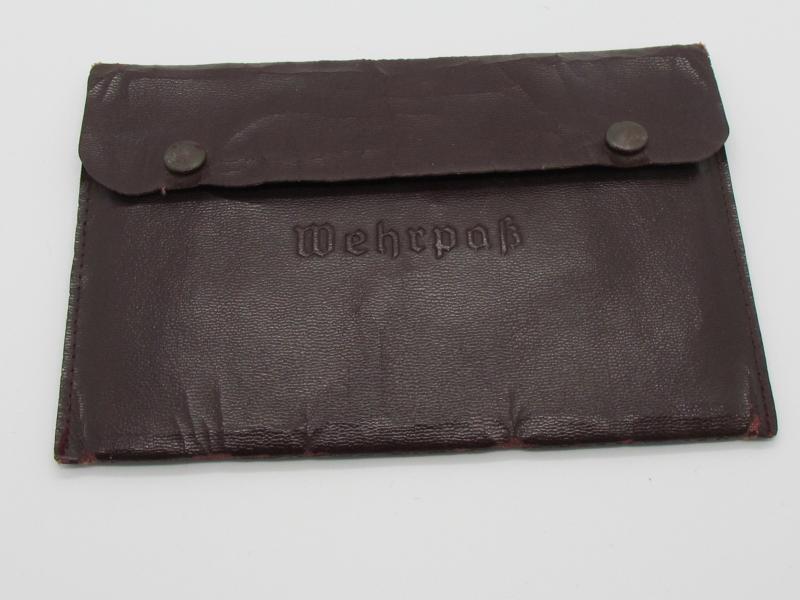 Wehrmacht ( Gebirgsjäger ) Wehrpass + Cover