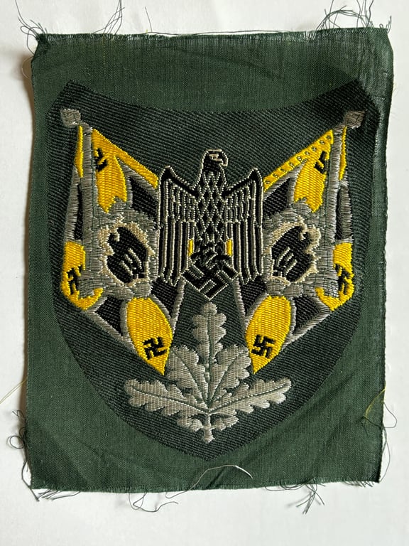 Heeres Flag Bearer's Arm Badge for Nachrichten