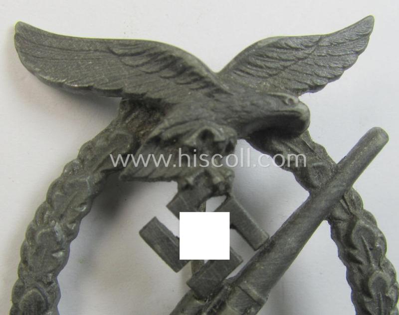 Attractive - and just moderately used! - 'Feinzink'-based example of a WH (Luftwaffe) 'Flakkampfabzeichen' being a very detailed albeit non-maker-marked example as was (I deem) produced by the: 'Steinhauer & Lück'-company